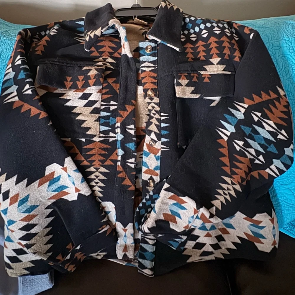 Aztec pattern jacket - Picture 1 of 3